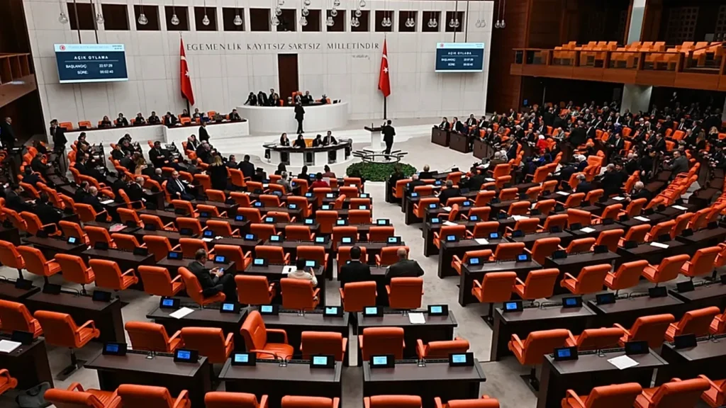 Çerçeve Yasa ve Silah Bırakma Süreci: Hukuki Çerçeve — Abdurrahim Cemal SAYGIN